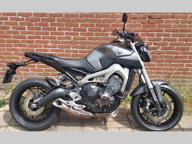 yamaha - mt-09