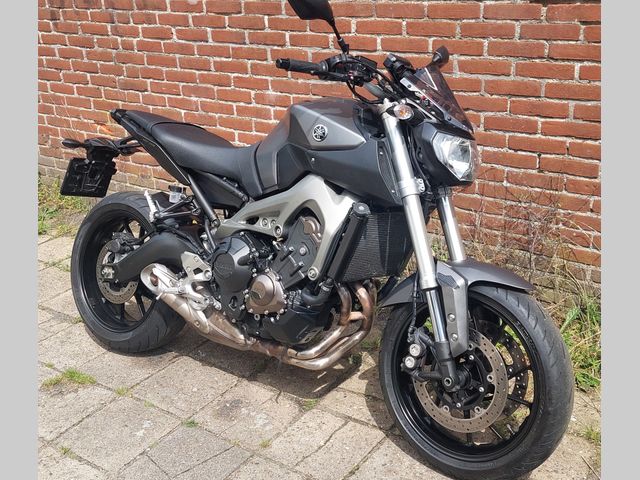 yamaha - mt-09