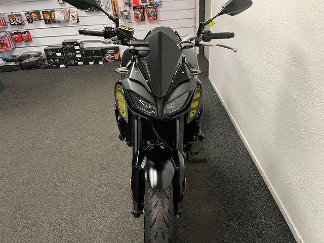 yamaha - mt-09