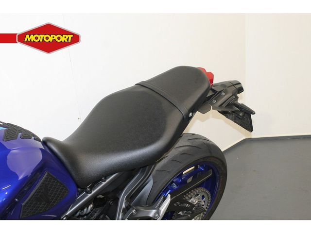 yamaha - mt-09