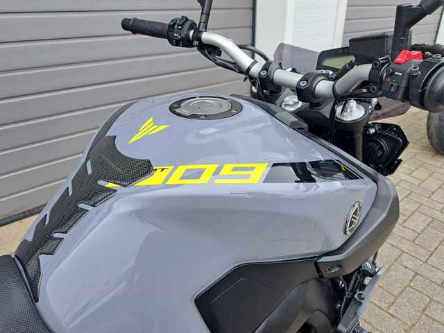 yamaha - mt-09-abs