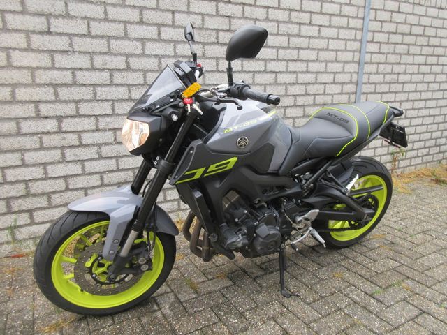 yamaha - mt-09-abs