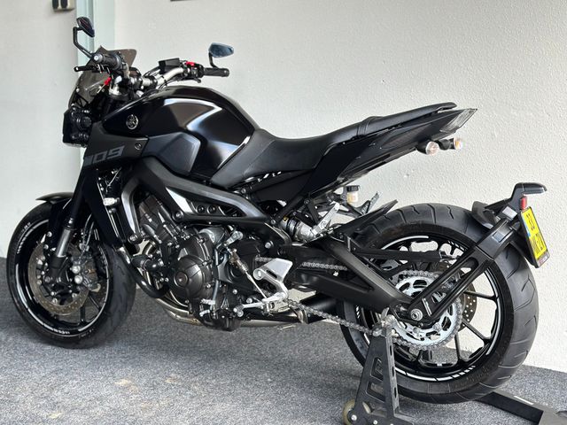 yamaha - mt-09-abs