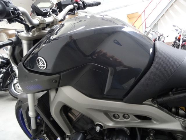 yamaha - mt-09-abs