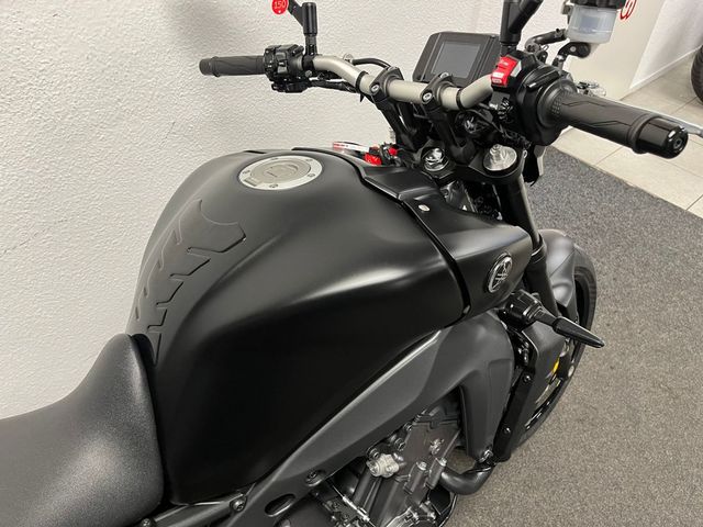 yamaha - mt-09-abs