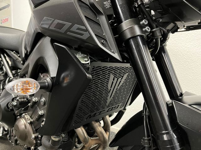 yamaha - mt-09-abs