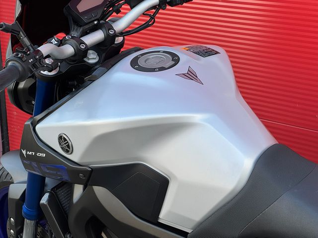 yamaha - mt-09-abs