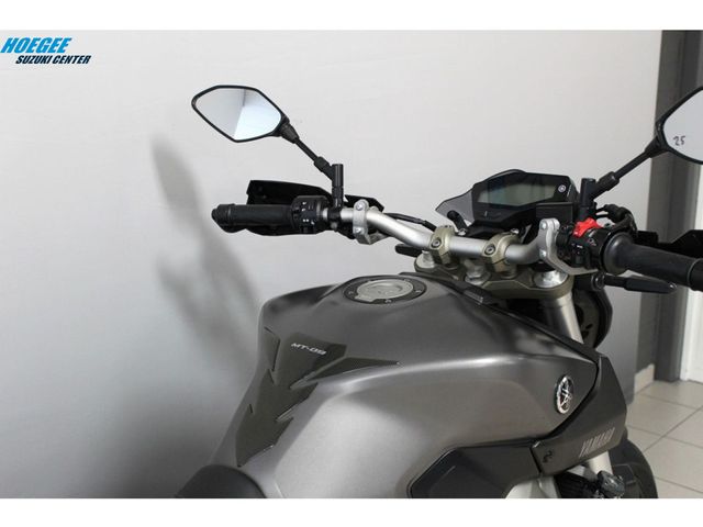 yamaha - mt-09-abs