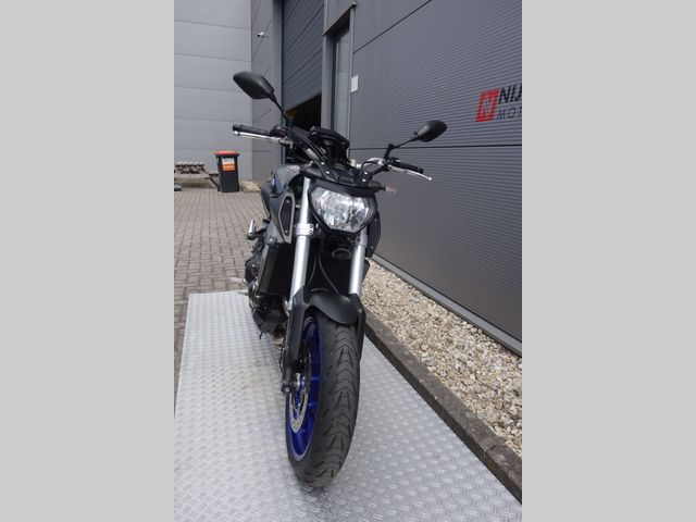 yamaha - mt-09-abs