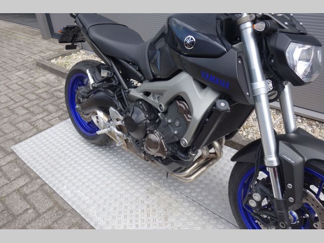 yamaha - mt-09-abs