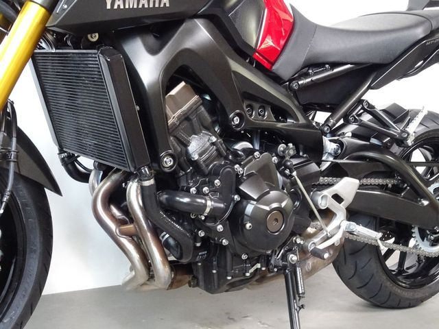 yamaha - mt-09-abs