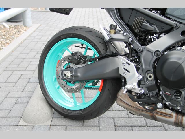 yamaha - mt-09-abs