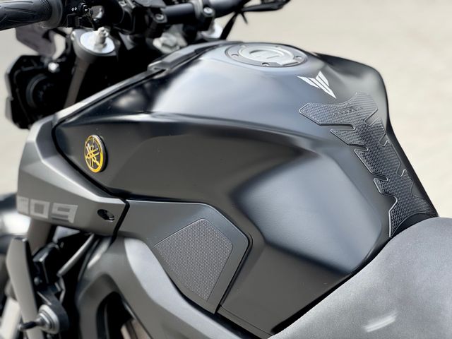 yamaha - mt-09-abs