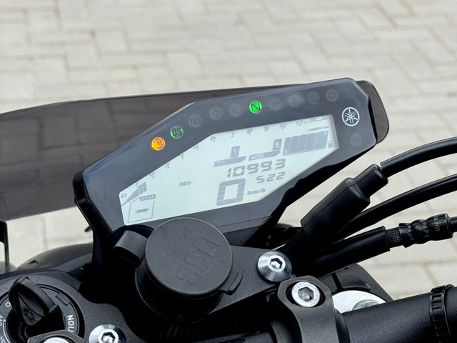 yamaha - mt-09-abs