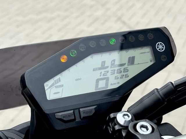 yamaha - mt-09-abs
