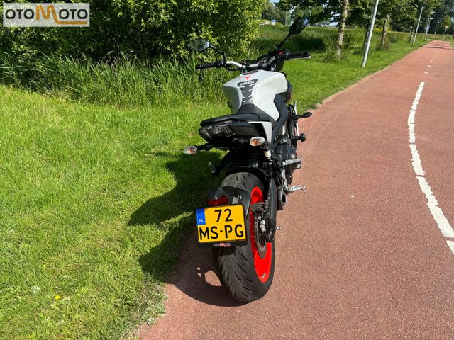 yamaha - mt-09-abs