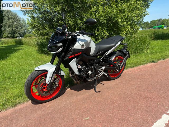 yamaha - mt-09-abs