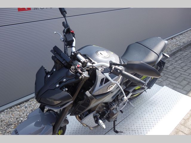 yamaha - mt-09-abs