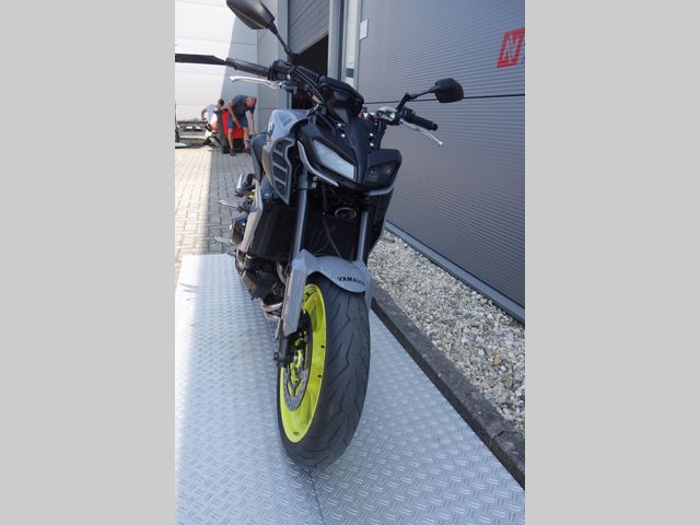 yamaha - mt-09-abs