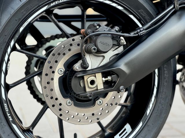 yamaha - mt-09-abs
