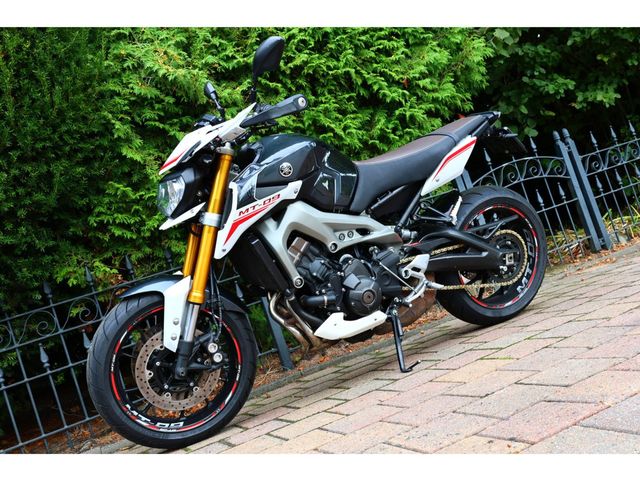 yamaha - mt-09-street-rally-abs