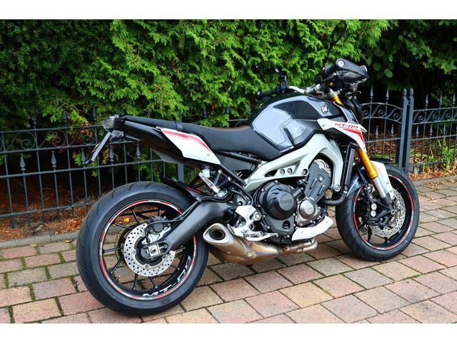 yamaha - mt-09-street-rally-abs