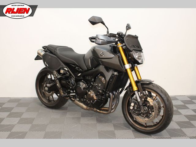 yamaha - mt-09-street-tracker