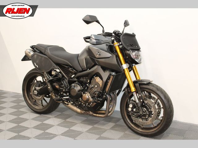 yamaha - mt-09-street-tracker