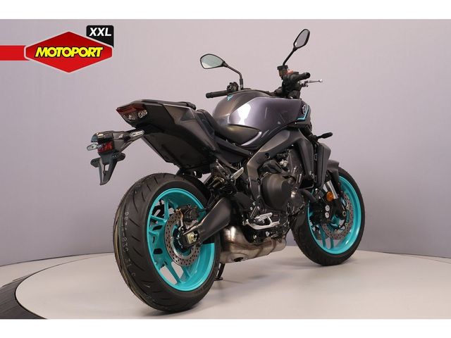 yamaha - mt-09-y-amt