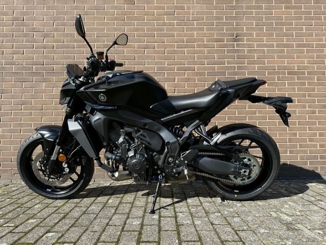 yamaha - mt-09-y-amt