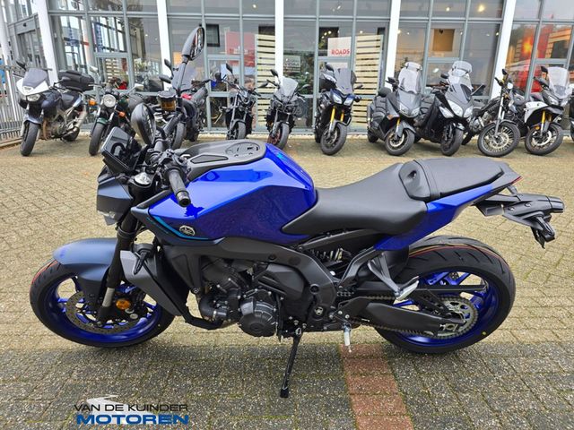 yamaha - mt-09-y-amt