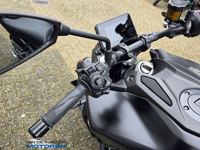 yamaha - mt-09-y-amt