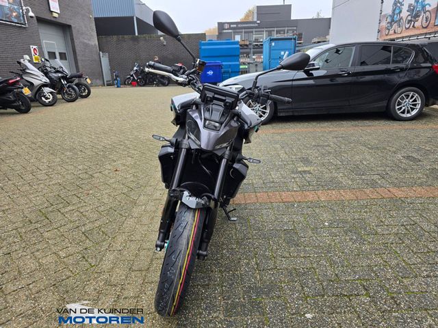 yamaha - mt-09-y-amt