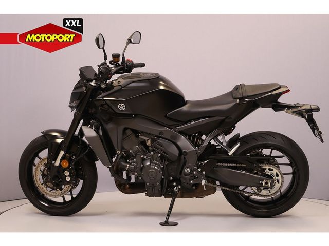 yamaha - mt-09-y-amt