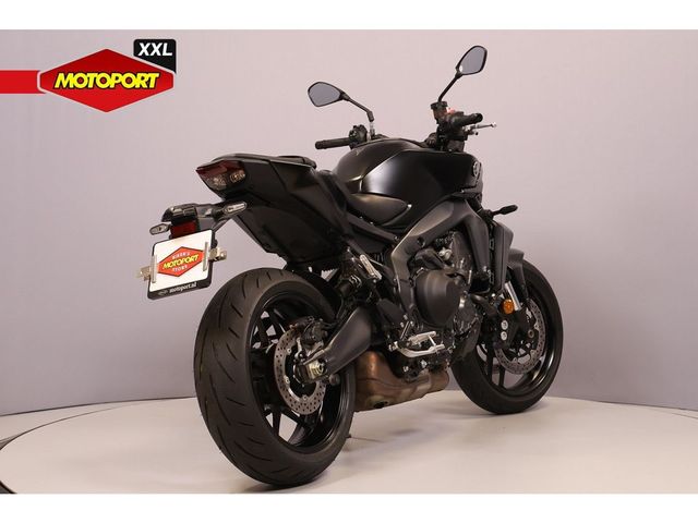 yamaha - mt-09-y-amt