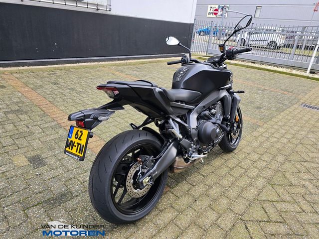 yamaha - mt-09-y-amt