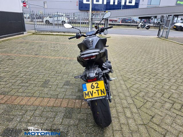 yamaha - mt-09-y-amt