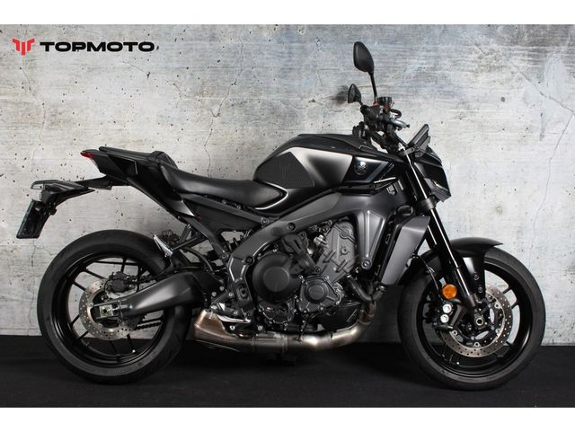 yamaha - mt-09-y-amt