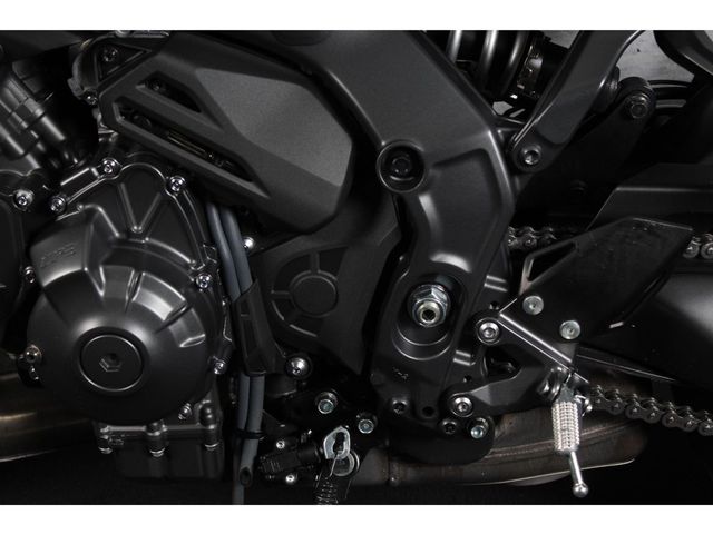 yamaha - mt-09-y-amt