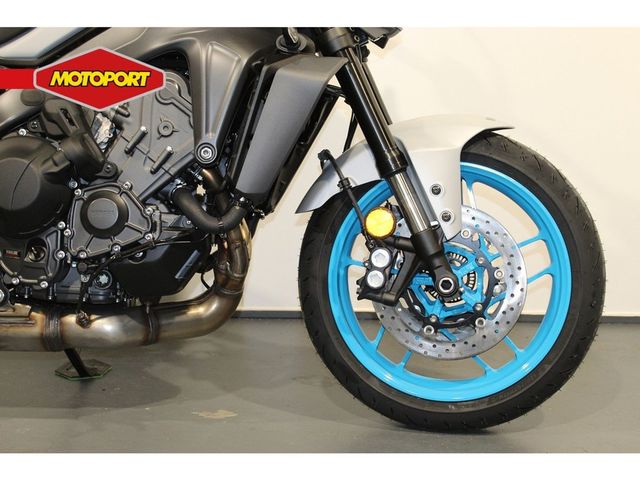 yamaha - mt-09-y-amt