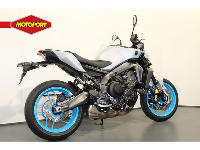 yamaha - mt-09-y-amt