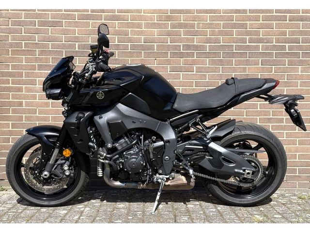 yamaha - mt-10