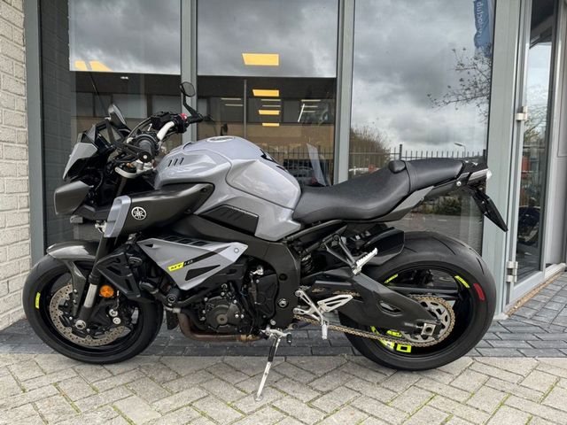 yamaha - mt-10