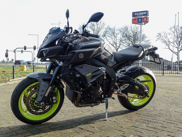 yamaha - mt-10