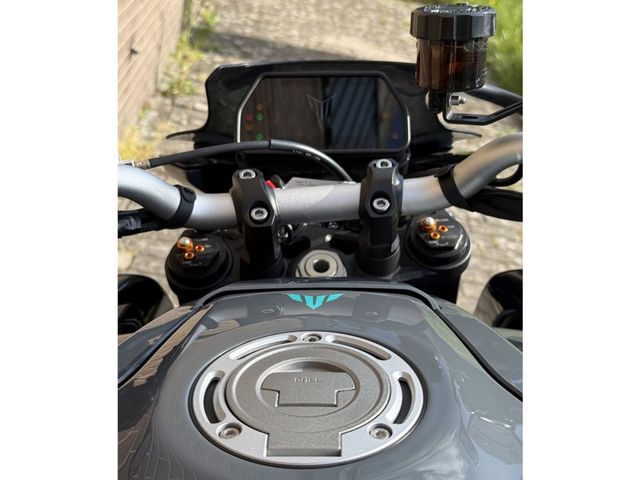 yamaha - mt-10