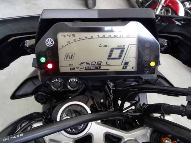yamaha - mt-10