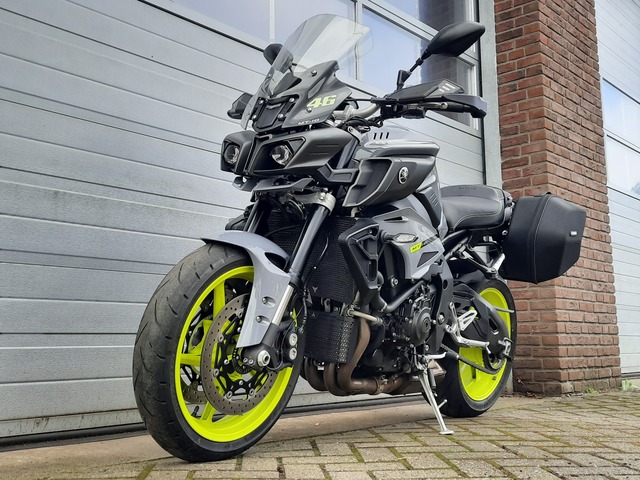 yamaha - mt-10-tourer-edition