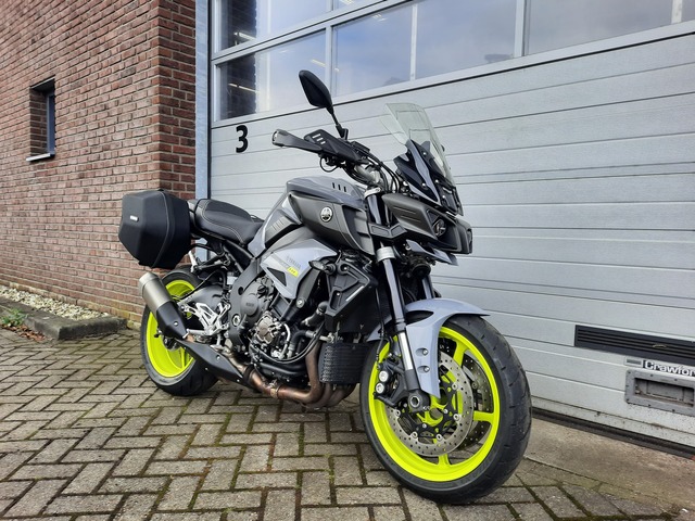 yamaha - mt-10-tourer-edition