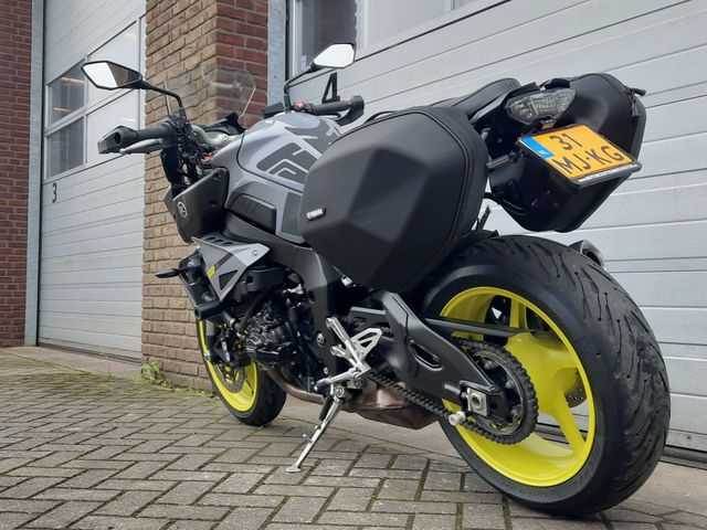 yamaha - mt-10-touring