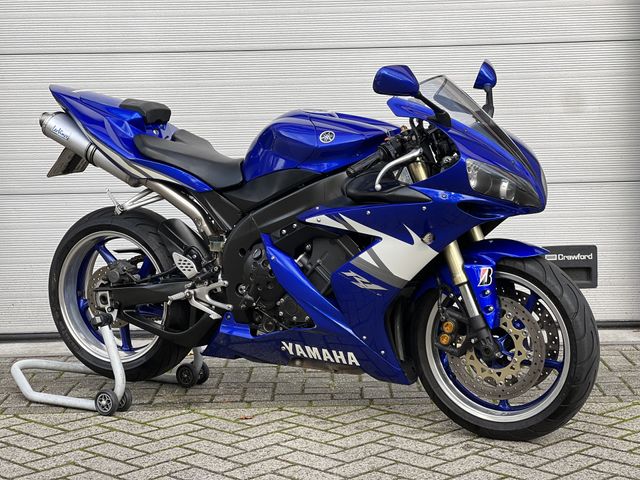 yamaha - r1